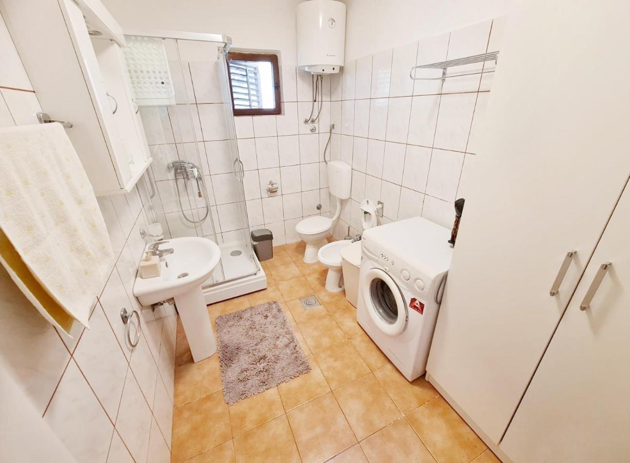 דנוניי סטוליב Bay Terrace Apartment מראה חיצוני תמונה